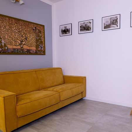 La Casa Sul Naviglio Di Debora Appartement Milaan Buitenkant foto